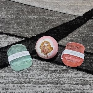DIAMOND SOAP GOLD LEAF GEMSTONE SHAPED & NATURAL BATH BOMB BUNDLE